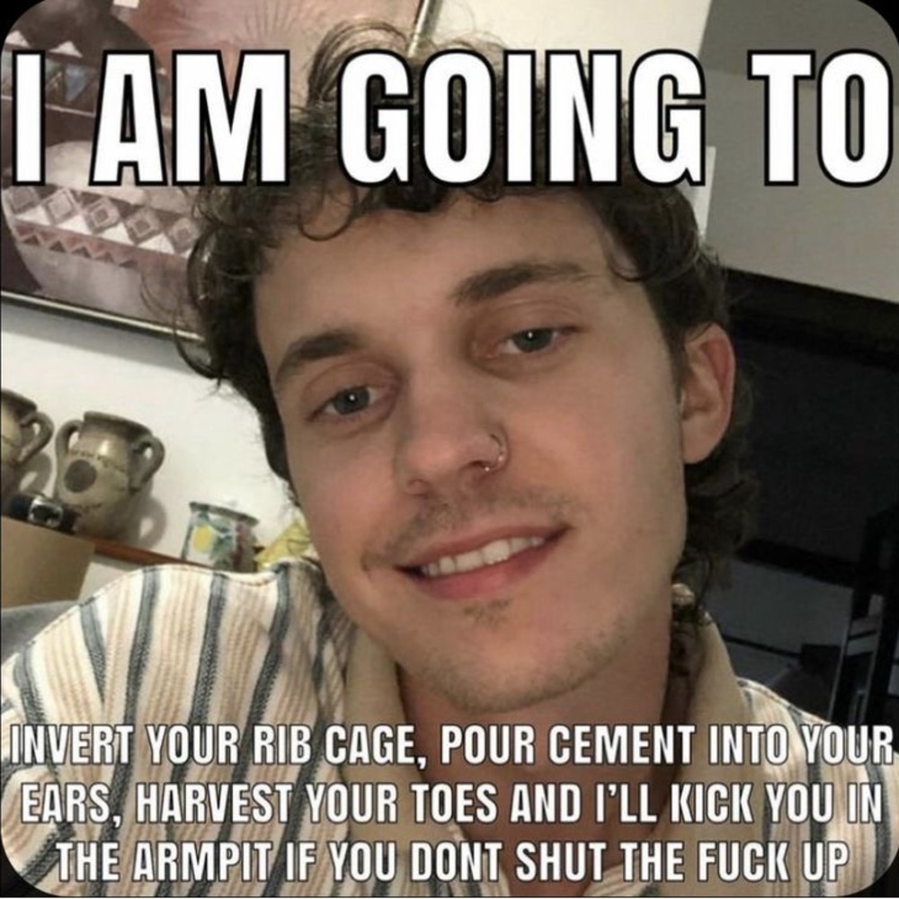 Meet your Posher, Elise